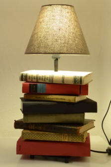 The best DIY idea: a lamp made from old books and a lamp foot bought in Ikea