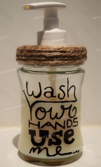 How to build a dIY soap dispenser with a glass and a marker with Decodeclic
